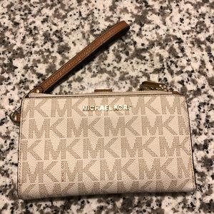 Michael Kors Wristlet